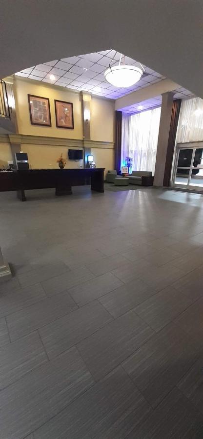凤凰城美洲最佳价值套房酒店 外观 照片